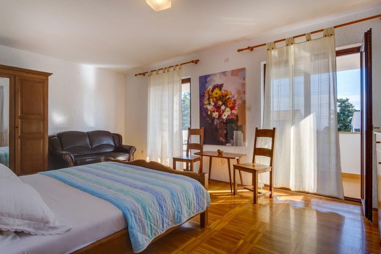 Apartmani Maris Малий Лошинь Екстер'єр фото